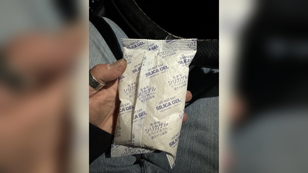 How Often Should Silica Gel Packs Be Replaced?