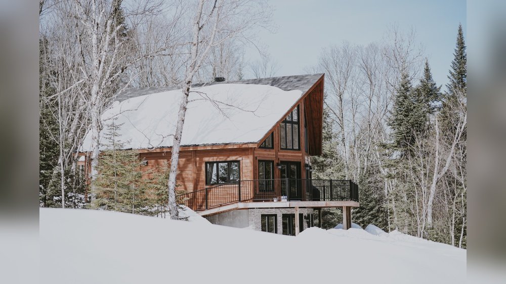 Should a Dehumidifier Run in Winter?