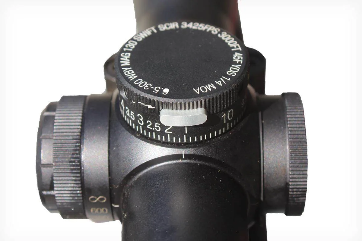 How far should I zero a rifle scope?