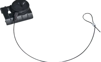What battery does a rifle scope use?